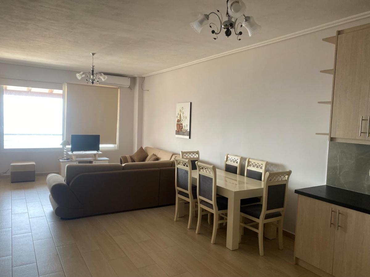 Blue Breeze Attic Apartments Sarande Exterior photo