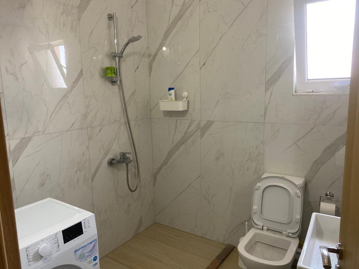 Blue Breeze Attic Apartments Sarande Exterior photo