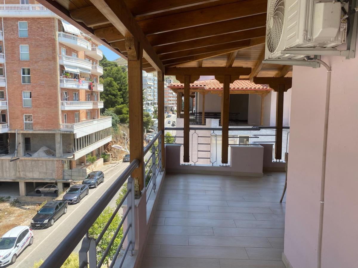 Blue Breeze Attic Apartments Sarande Exterior photo