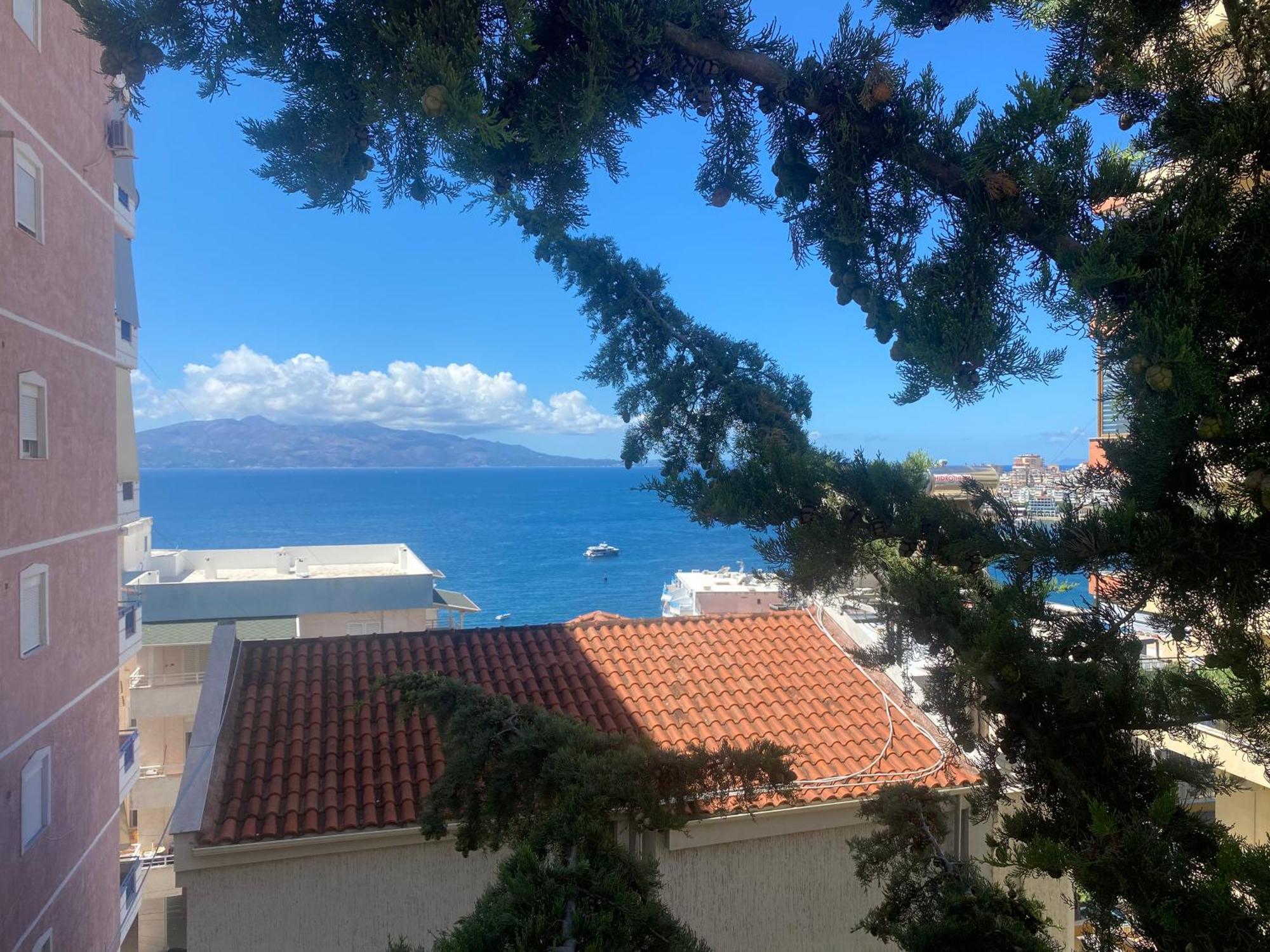 Blue Breeze Attic Apartments Sarande Exterior photo